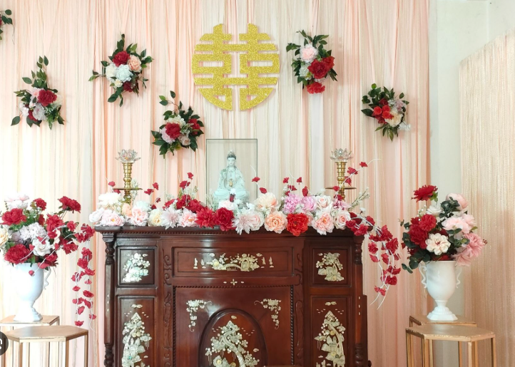 Bàn thờ Đồng Hầu Dâm